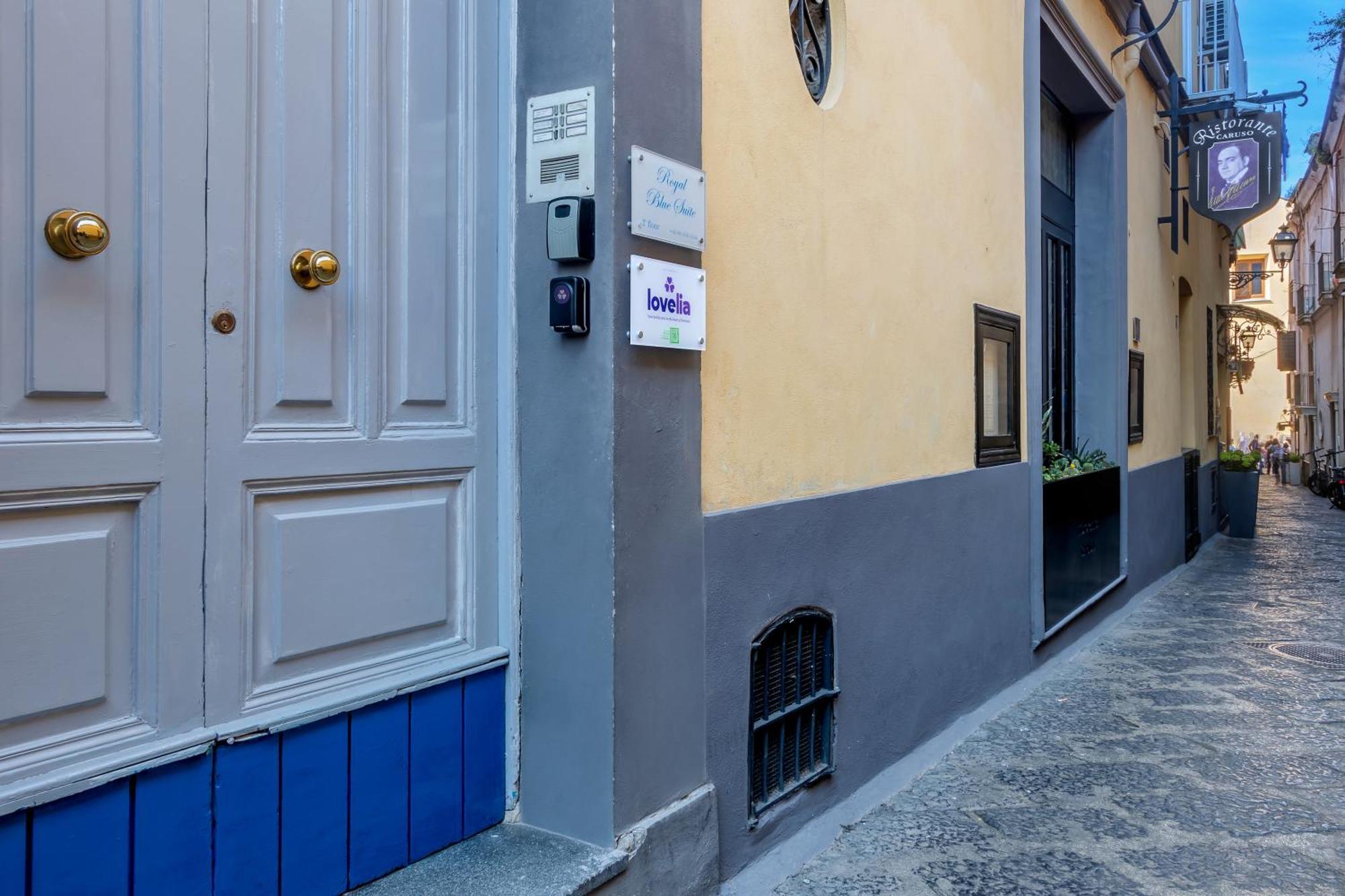 Lovelia: Sorrento Square Lovely Suite Ngoại thất bức ảnh