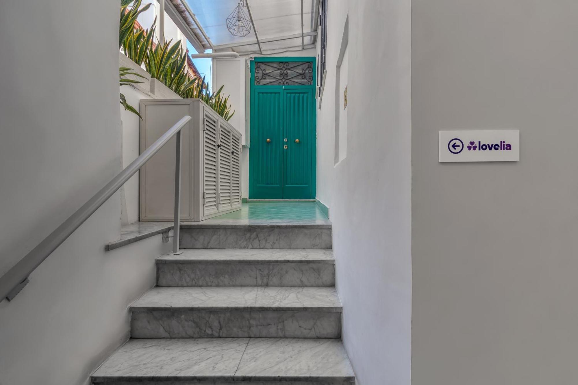 Lovelia: Sorrento Square Lovely Suite Ngoại thất bức ảnh